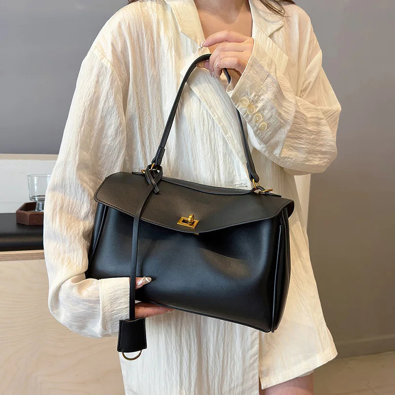 Leather Bag - Saphir